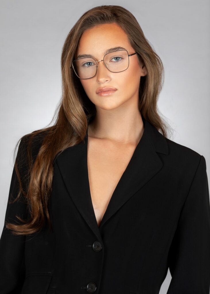 Spring 2026 Fashion Trends highlighting inclusive fashion silhouettes