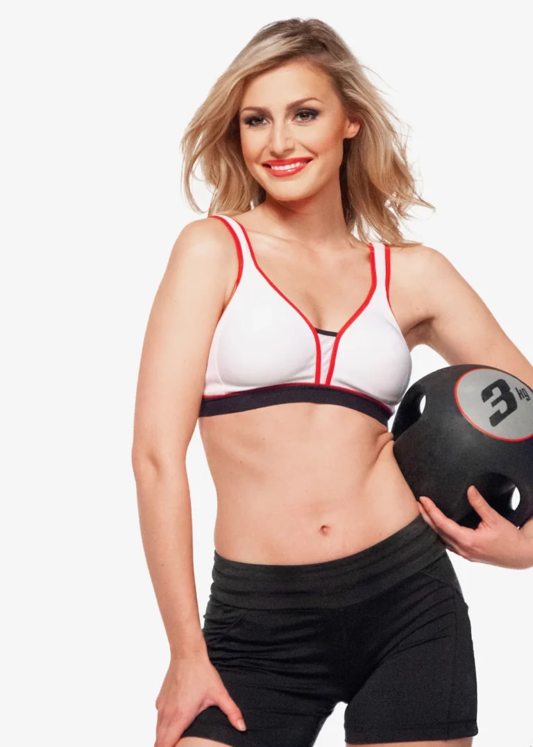 Athlete performing a circuit training exercise